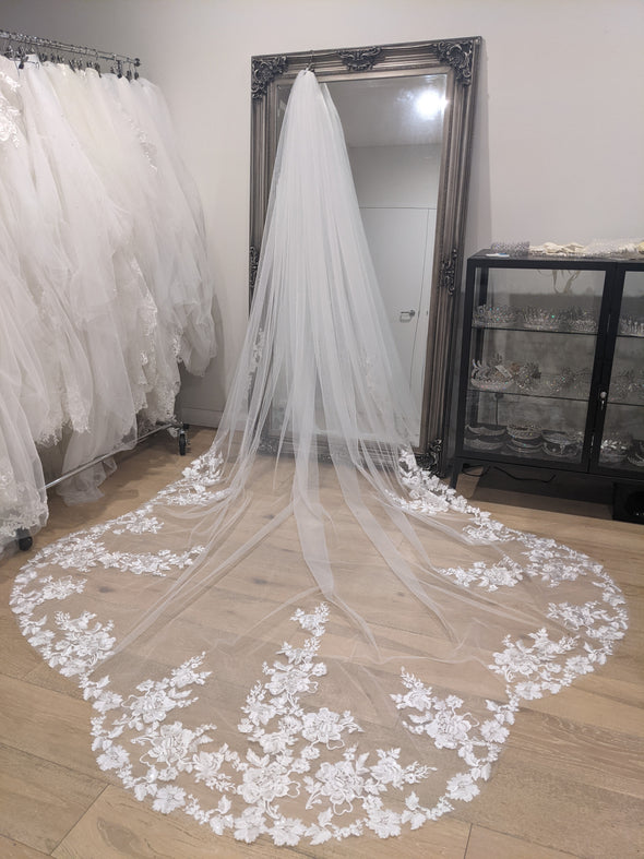 VIRGINIA - Scalloped Lace Wedding Cathedral Veil, Lace Wedding Veil, Two Tier Floral Lace Veil with Clear sequins, Sequined Lace Veil, Cathedral lace Veil