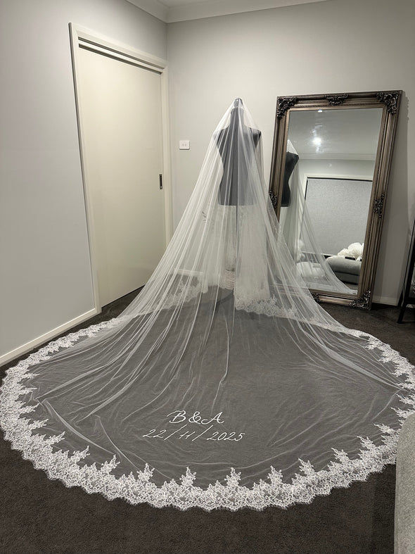 GEMMA Mantilla Lace Wedding Veil – Custom Embroidered Initials & Wedding Date | Cathedral Lace Bridal Veil