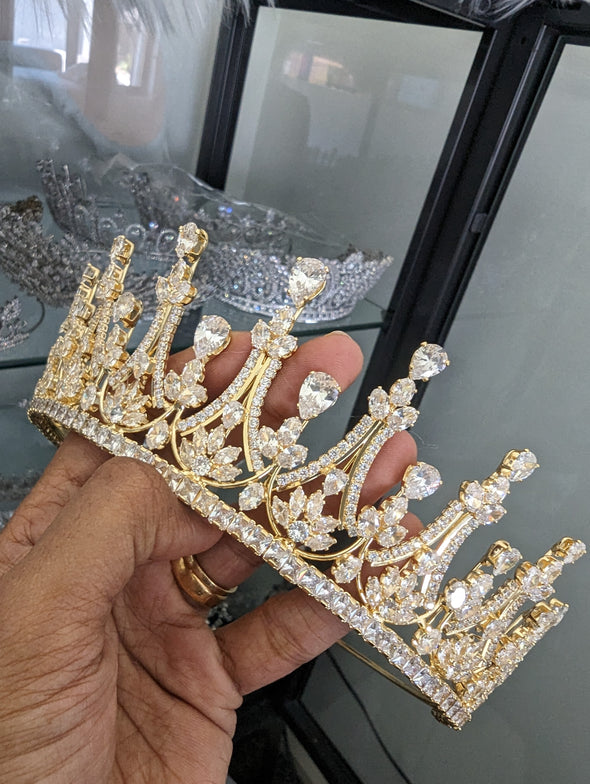 Close-up of the RHEYNITA crown, highlighting the hand-set cubic zirconia stones and high-shine rhodium plating.