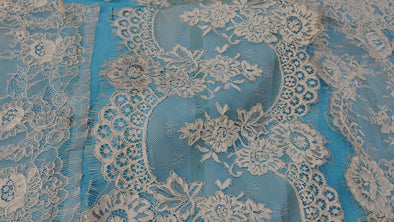 (Copy) Amber - Alencon/French lace Mantilla Wedding Veil, Cathedral Alencon/French lace Mantilla Wedding Veil,  1 tier cathedral Mantilla Lace Veil,Lace Mantilla Bridal Veil in Cathedral