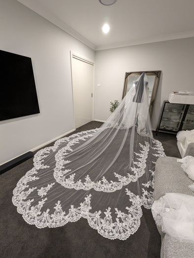 Arden - Scalloped Royal Cathedral Wedding veil, Long Dramatic 5 Meter Lace Bridal Veil