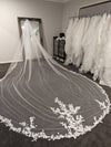 Wedding Veil with floral lace and 3D Petals