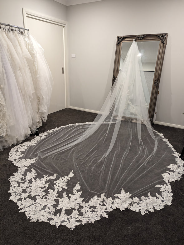 LILY - Opulent Two-Tier Cathedral Lace Veil Adorned with Subtle Clear Sequins