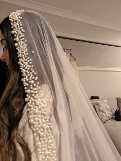 Tamica - Two-Tier Cathedral Veil with Face-Framing Pearls,Pearl Wedding Veil, Beaded Wedding Elegance, Available in Ivory or White, Pearl-Encrusted Chapel Bridal Veil, Luxurious Long Wedding Veil with Beadwork