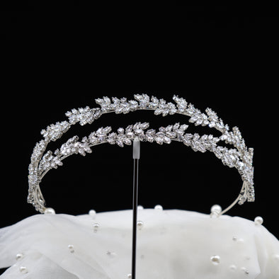 Hayley Rhinestone Wedding Headpiece, an elegant silver bridal tiara for weddings, featuring dazzling rhinestones and versatile design