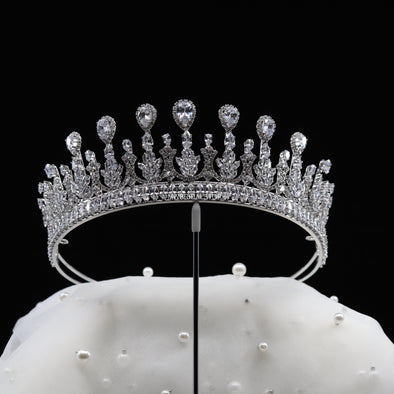 MONA Luxury Rhinestone Bridal Crown – Regal Wedding Tiara for Brides