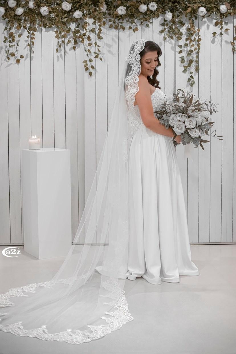 1 tier cathedral Mantilla Lace Veil, Lace Mantilla Veil in Cathedral MWBRIDALSTORE 1 tier cathedral Mantilla Lace Veil, Lace Mantilla Veil in Cathedral MWBRIDALSTORE