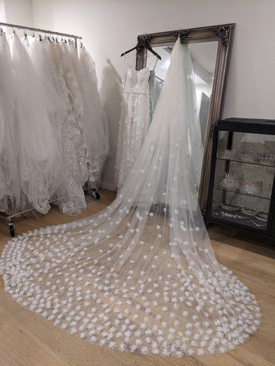 3D Flower Petal Veil, flower petal veil, Veil with 3D lace Flowers, Two Tier Cathedral Floral Veil, Scattered Lace Floral Applique Veil,Embroidered Floral Veil, Cathedral Floral Veil, Embroidered Lace Veil, CALLY