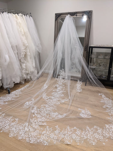 Sparkle Veil, Glitter veil, Glitter Tulle Veil, Shimmer veil, Wedding Veil, Cathedral veil,  1 tier cathedral Shimmer Veil VINNIE