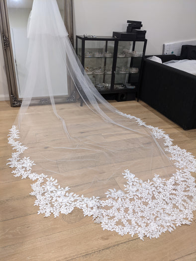 Two tier cathedral Lace Veil, Lace Floral Veil in Cathedral, Lace long  Wedding Veil in Sydney – MWBRIDALSTORE