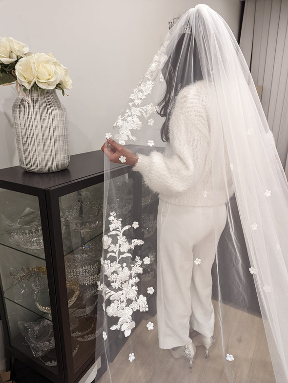TAMARA - Custom Floral Veil, Lace wedding veil, Single/two Tier lace Veil, Cathedral Wedding Veil