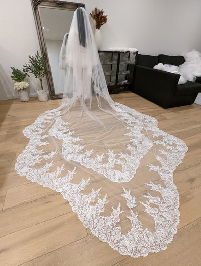 Scalloped cathedral veil, Royal Cathedral Length scalloped Wedding Veil, Sequined Lace Veil, 5 meter Ivory Veil, Cathedral lace Veil -Petula